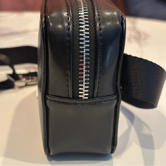 Michael Kors Belt Bag - Picture 4 of 13